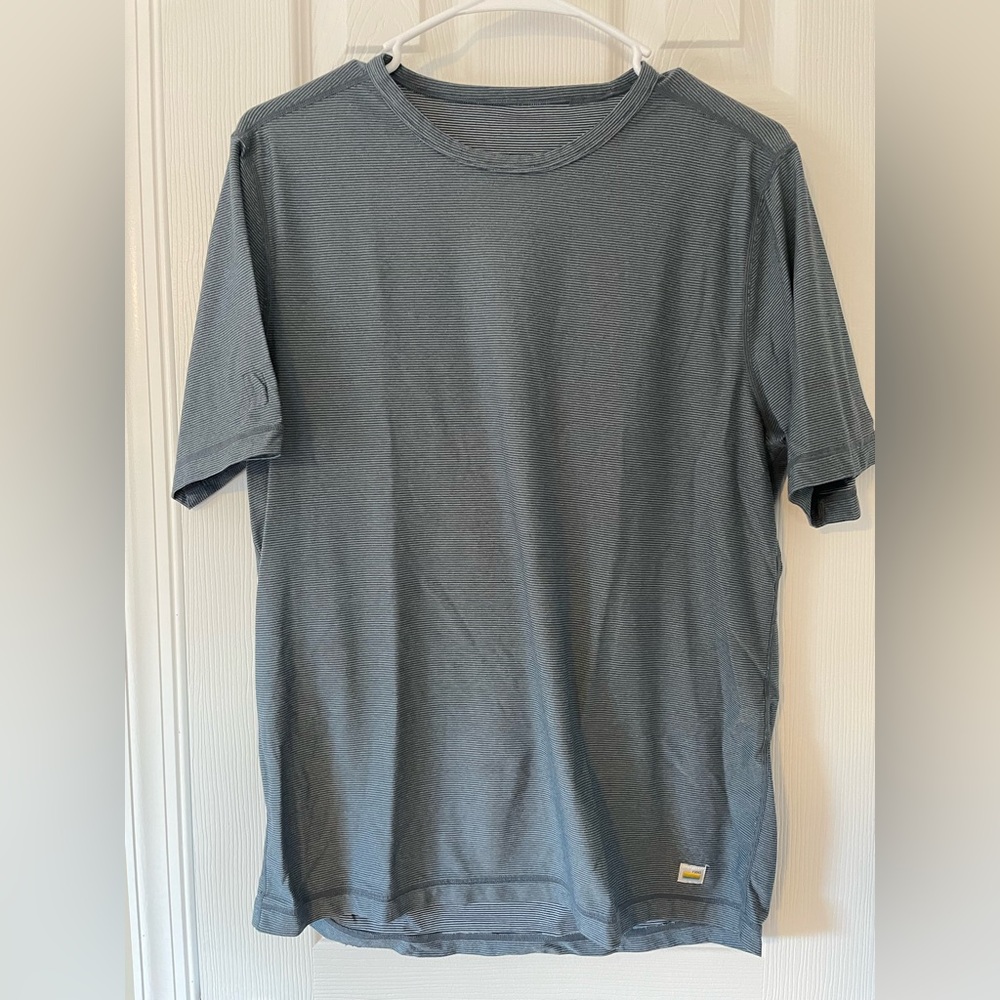 Vuori Men’s Subtle Striped Shirt - Size M